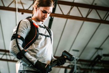 Erick LEMONNIER, à l'origine du gant bionique d'Eiffage - Prix MBTP