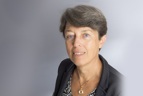 2 Photographie portrait d'Annie Pinault directeur de la mutuelle MBTP dans le cadre de son interview au sujet de la crise sanitaire et de son impacte sur nos les adhérents particuliers, artisans et entreprises du BTP